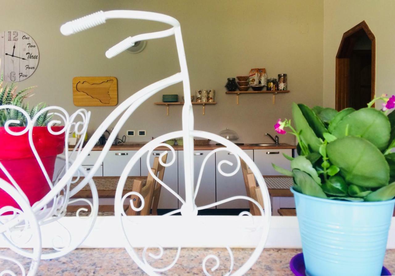 סירקוזה A Casa Di Giu B&B מראה חיצוני תמונה